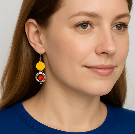 Handgefertigte Ohrringe "Regenbogenfarben" – Gelb & Orange