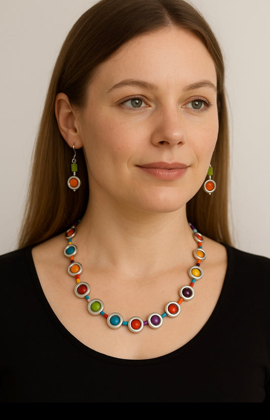 Handgefertigte Halskette „Colora“ – Farbenfroher Eyecatcher