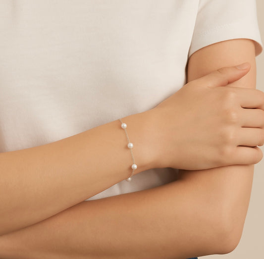 Feiner Damenarmband mit Süßwasserperlen – Minimalistischer Stil & Eleganz