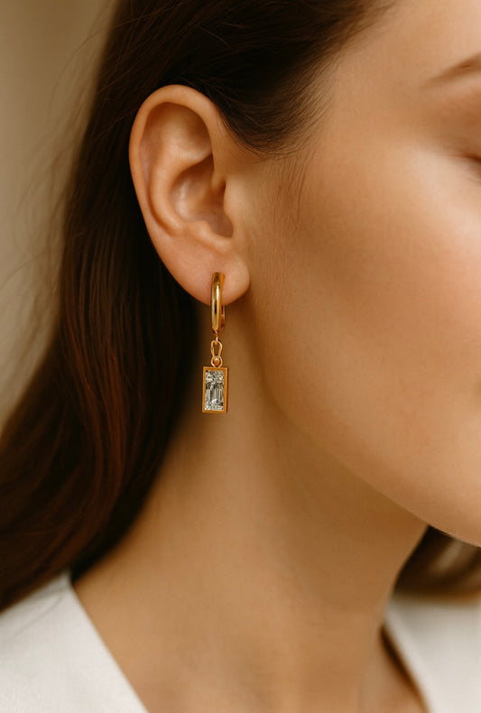 Rechteckige Kristall-Creolen – 18K Vergoldet mit modernem Chic