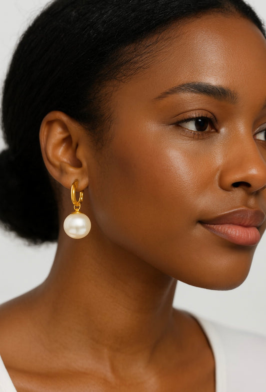 Perlen-Creolen – 18K Vergoldet, zeitlos & elegant