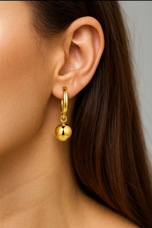 Kugel-Creolen – 18K Vergoldet mit minimalistischem Glanz