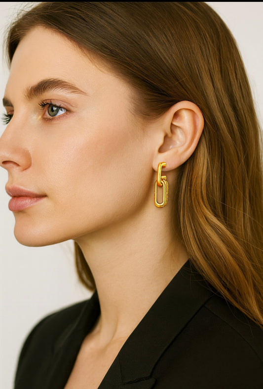 Glieder-Ohrringe im Statement-Design – 18K Vergoldet