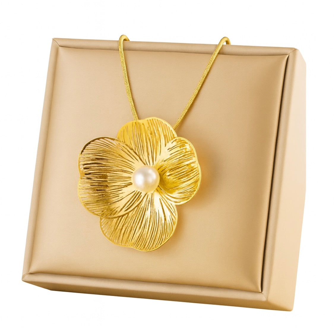 Flora Perla – Eleganz in Blüte