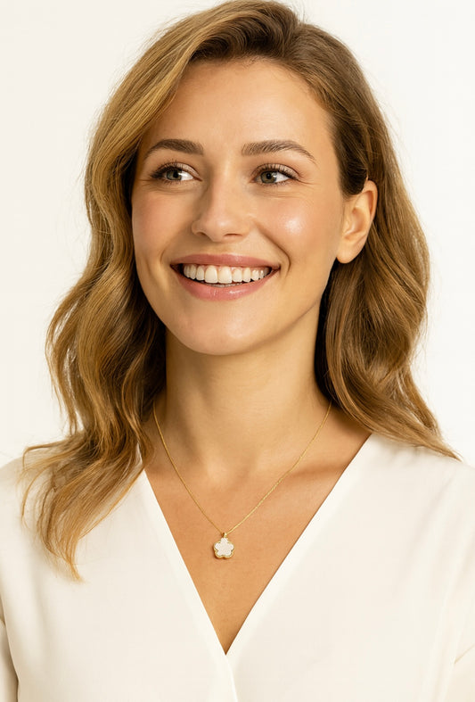 Blütenanhänger Halskette – 18 Karat vergoldet