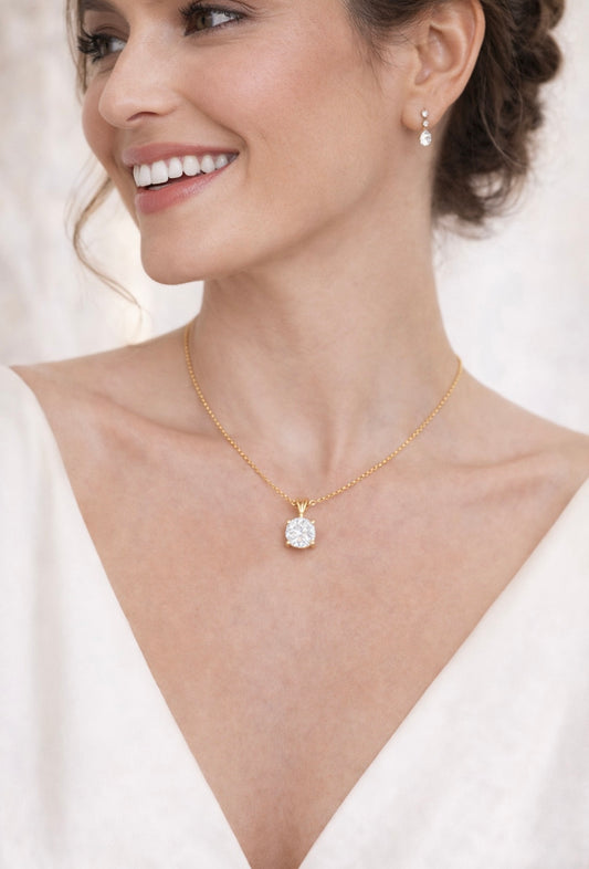 Fleur D’Estime – Solitär-Halskette „Ewiger Glanz“