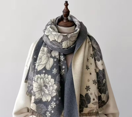 Reversibler Winter-Blumenschal – Grau (Warm, Weich & Stilvoll)