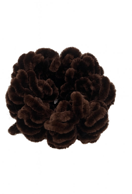 Flauschiger Blüten-Haargummi – Schokobraun