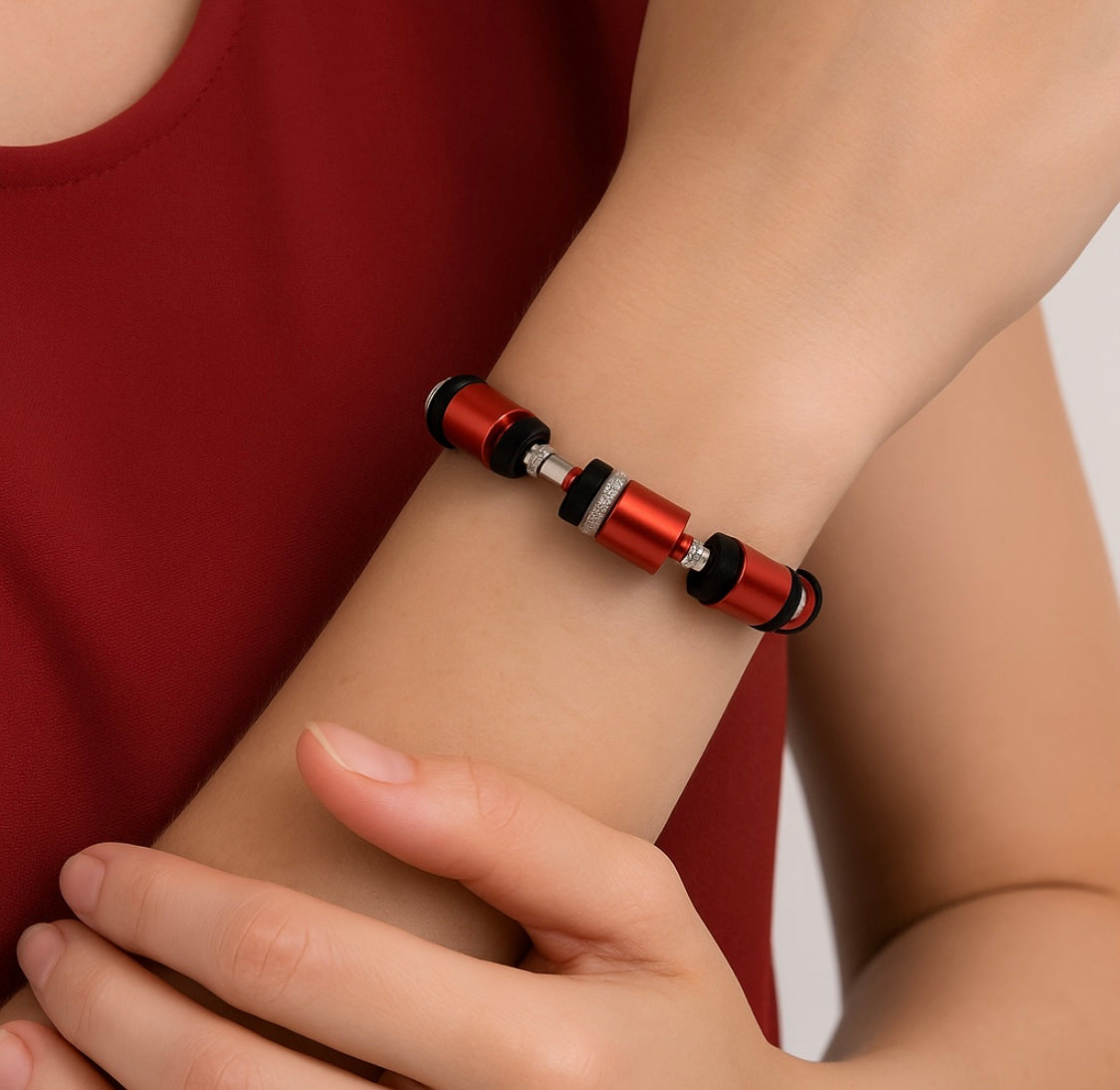 Handgefertigtes Armband "Rote Zylinder"