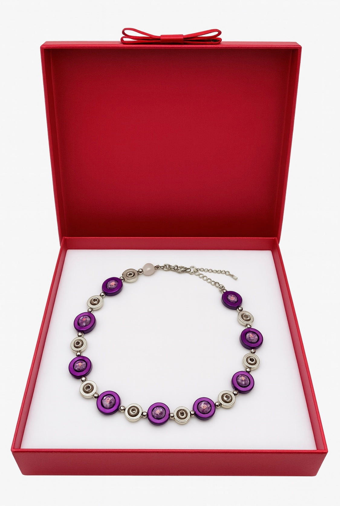 Handgefertigte Halskette „Viola Circula“ – Stilvolles Design in Violett & Silber