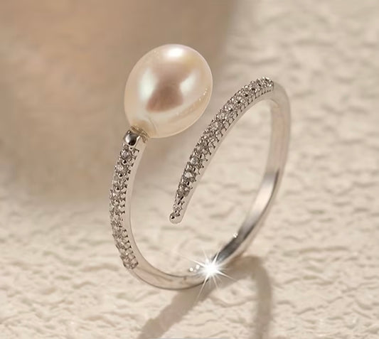 Silberring mit Süßwasserperle & Zirkonia – Verstellbar