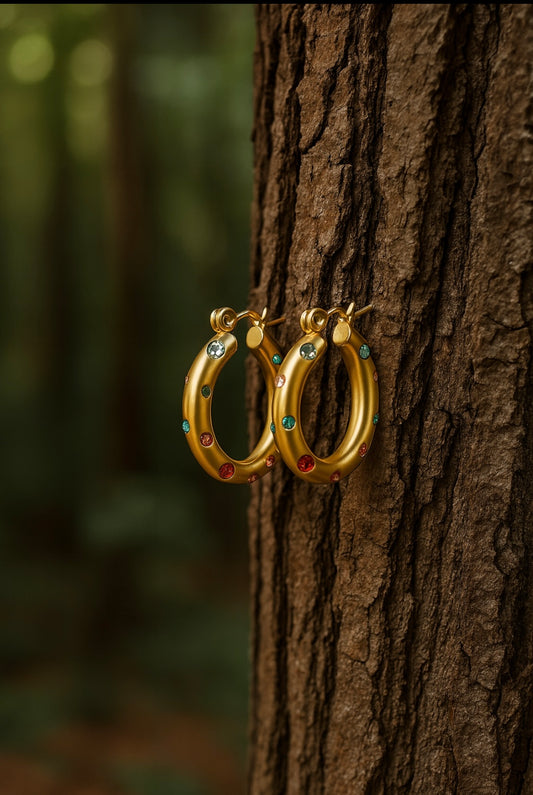 Vergoldete Creolen mit bunten Kristallen – Edelstahl 316L