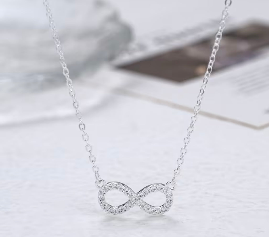 Fleur d’Estime – Infinity Kette „Für die Ewigkeit“