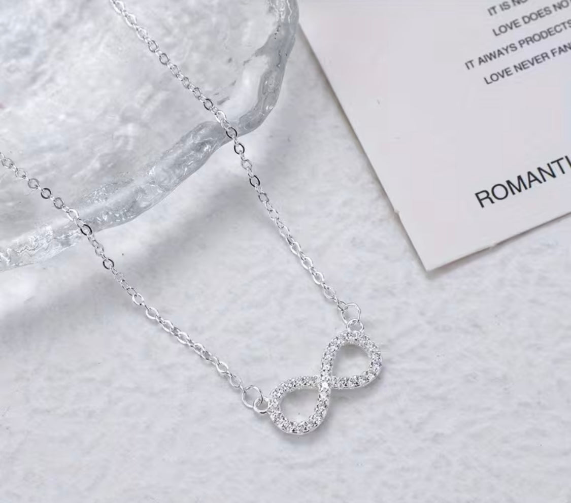 Fleur d’Estime – Infinity Kette „Für die Ewigkeit“