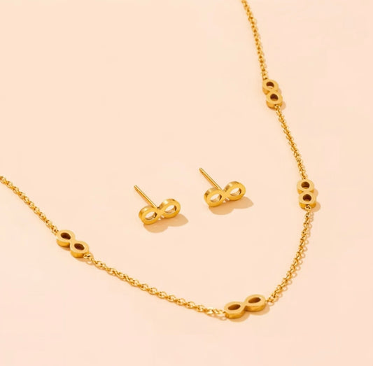 „Infinity“ Schmuckset von Fleur D’Estime