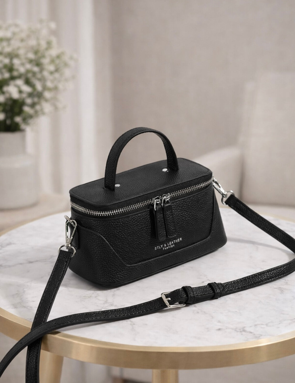 City Bag – Weich gepolsterte Handtasche aus echtem Leder in schwarz